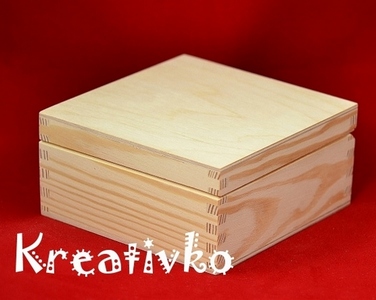 Drevená krabica ŠTVOREC - (18,5 x 18,5 x 9,0 cm)
